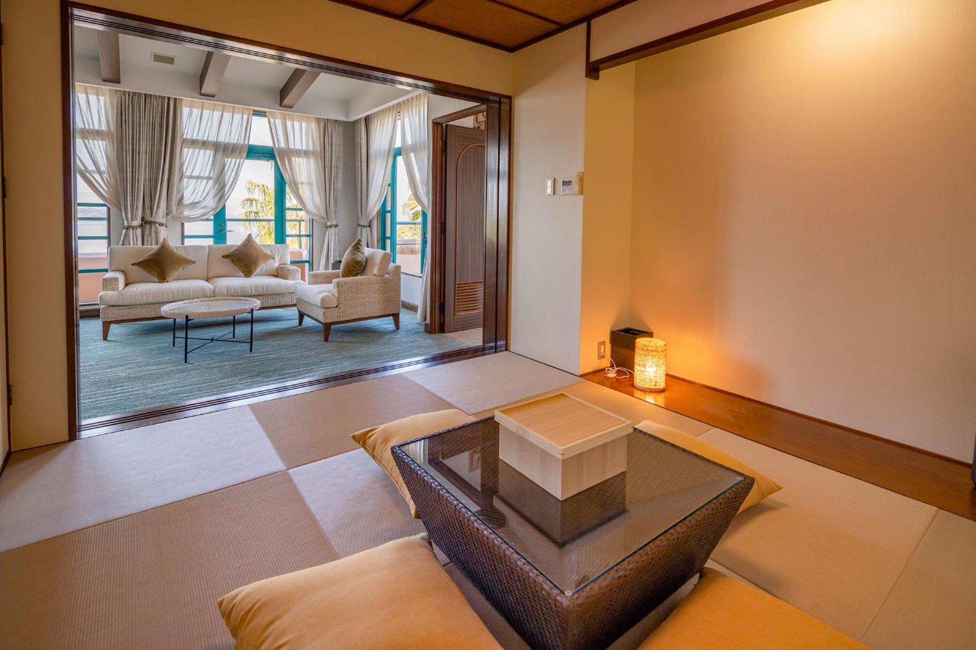 Ooedo Onsen Monogatari Premium Saikaibashi Hotel Szaszebo Kültér fotó