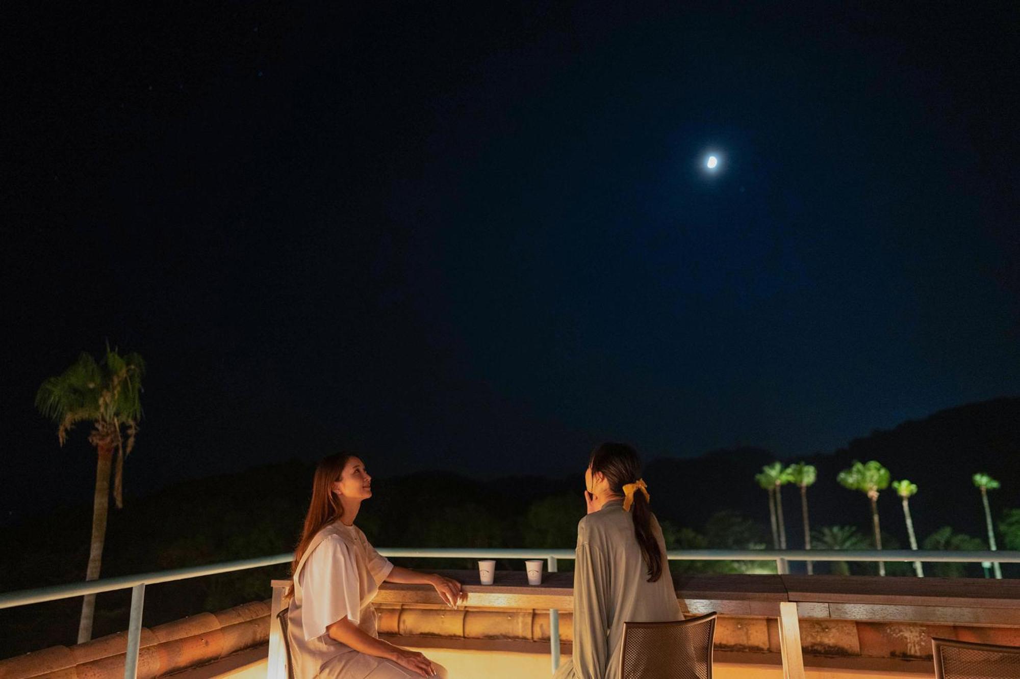 Ooedo Onsen Monogatari Premium Saikaibashi Hotel Szaszebo Kültér fotó
