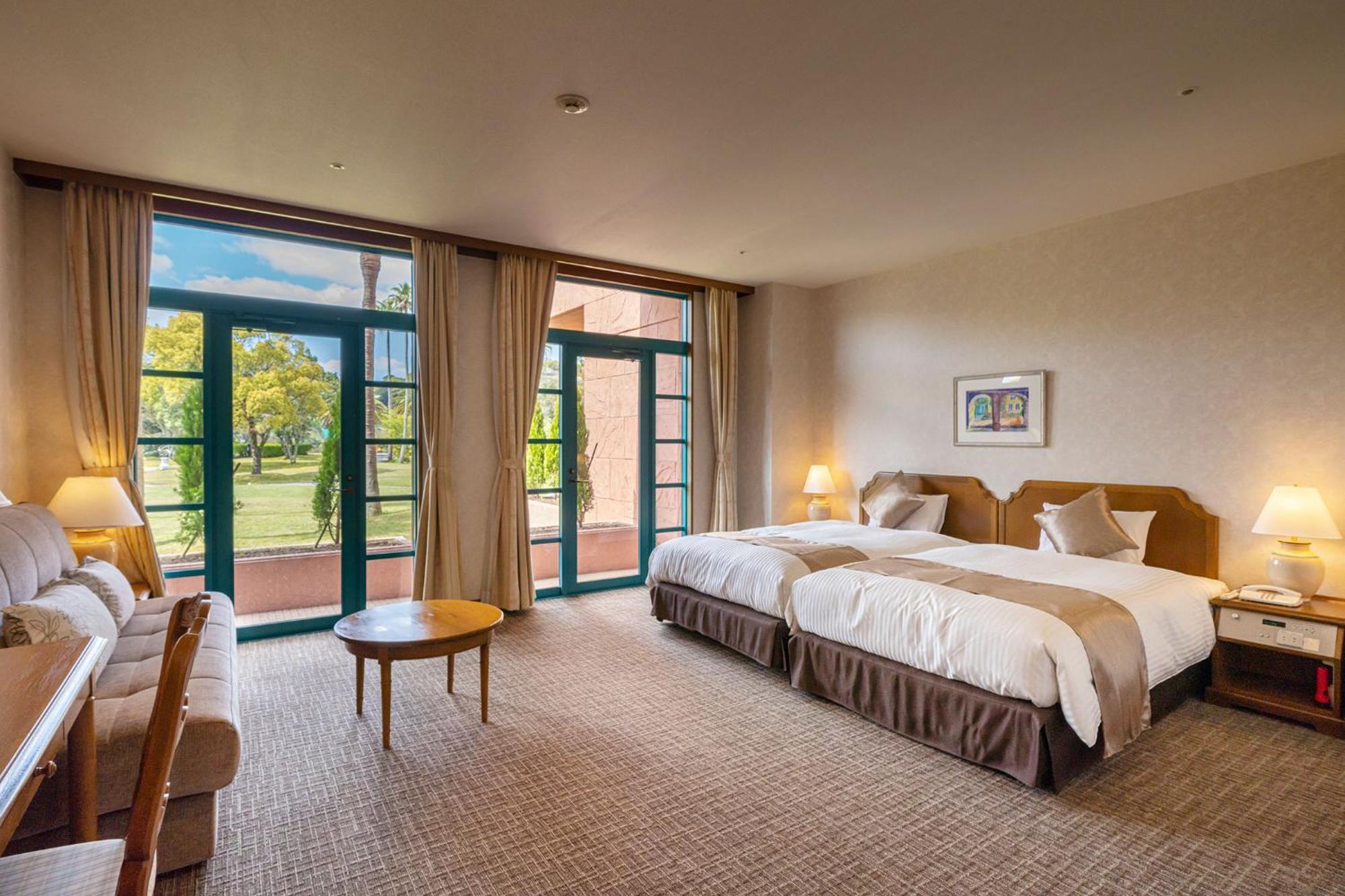 Ooedo Onsen Monogatari Premium Saikaibashi Hotel Szaszebo Kültér fotó